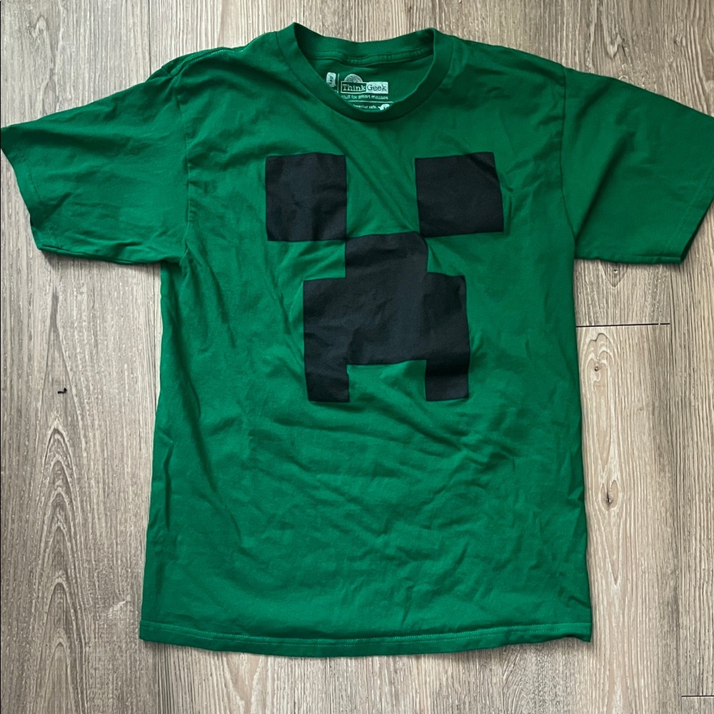 Think Geek Creeper Boys Tee M